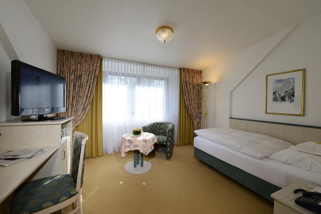 Hotel Spiegel Keulen Buitenkant foto
