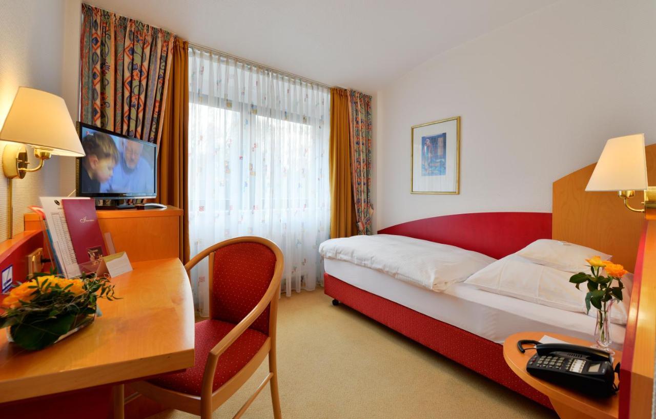 Hotel Spiegel Keulen Buitenkant foto